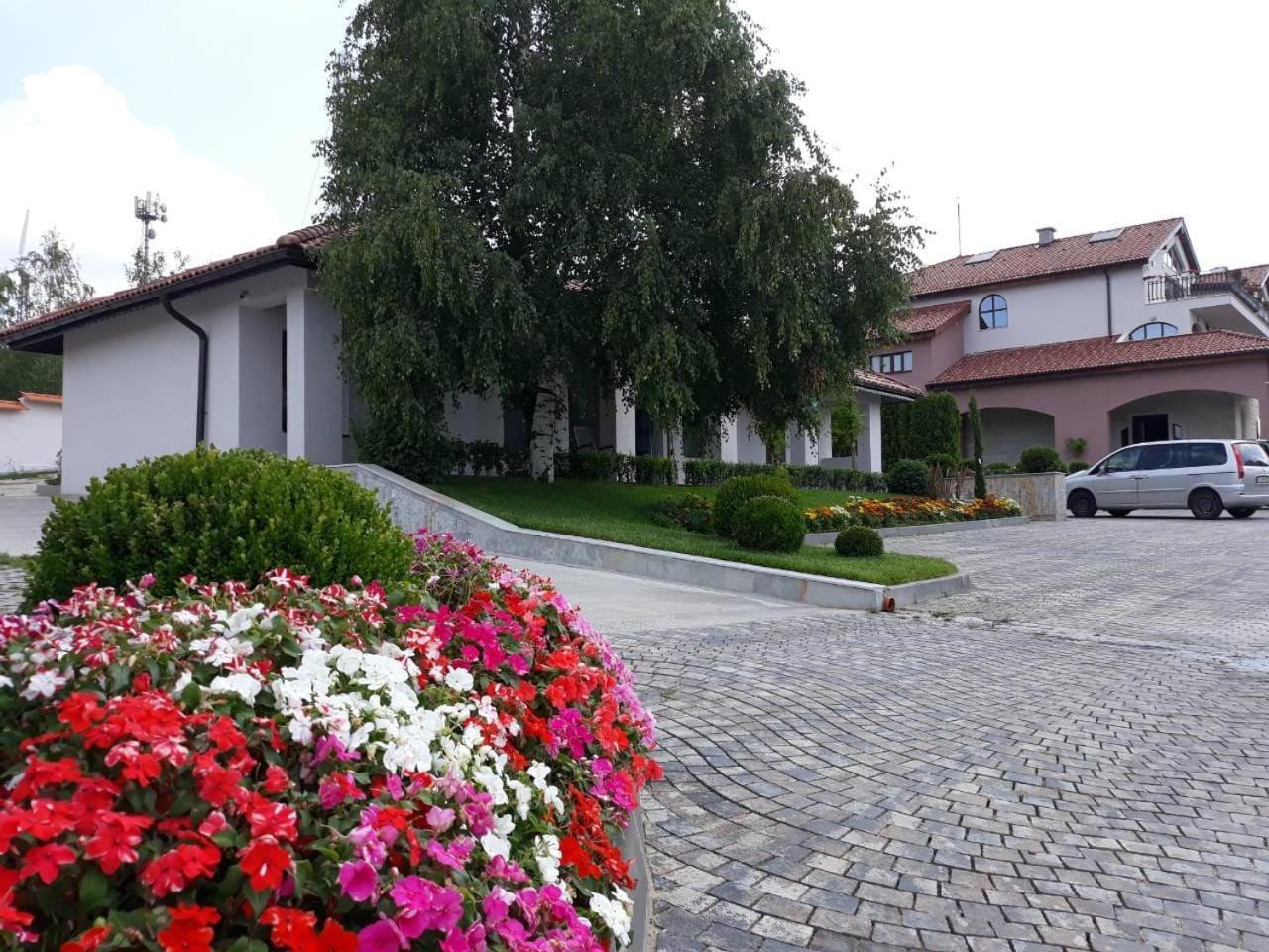 Zaara Estate Winery Hotel & Spa Glavan Kültér fotó