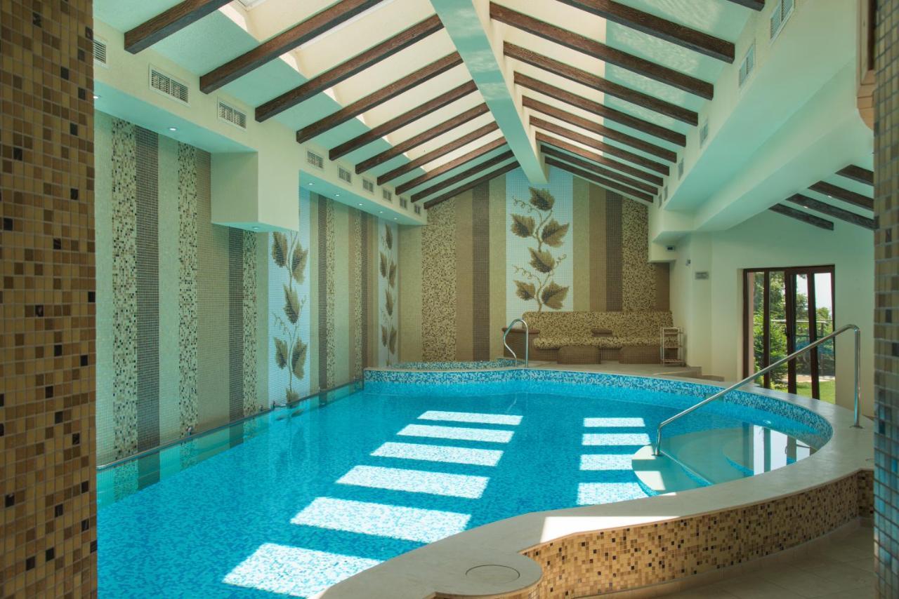 Zaara Estate Winery Hotel & Spa Glavan Kültér fotó